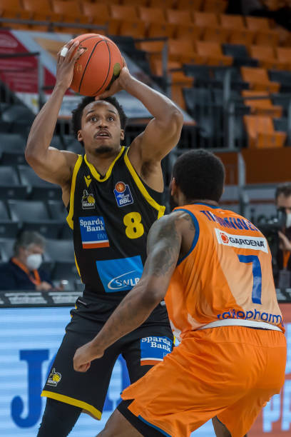 更是实力上 更是实力上